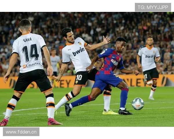 沙勒罗瓦本赛季控球能力表现稳健，中场组织效率持续提升