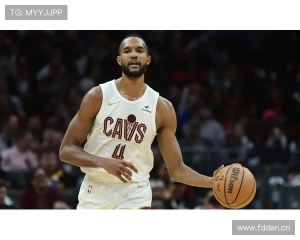 埃文·莫布里内线高效挡拆制造错位显著提升球队防守端表现